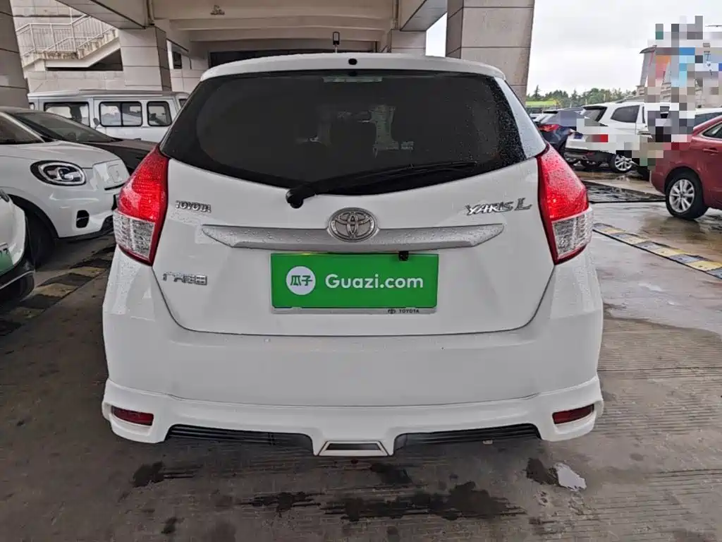 Toyota Yaris L — миниатюра 6