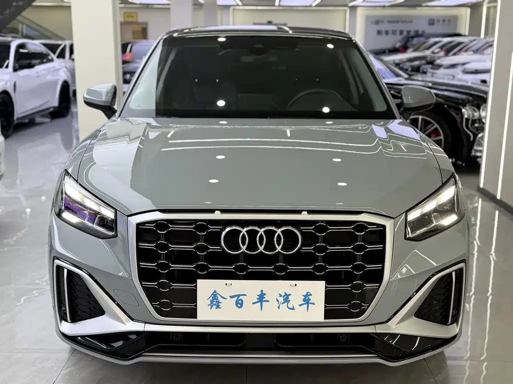 Audi Q2L — миниатюра 2