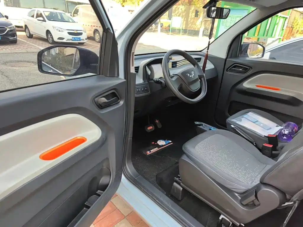 Wuling MINIEV — миниатюра 21