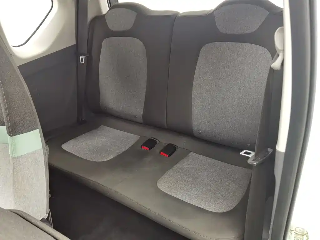 Wuling MINIEV — миниатюра 15
