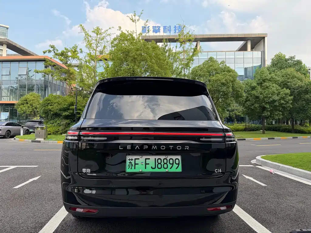 Leapmotor C16 2026 280 6 мест