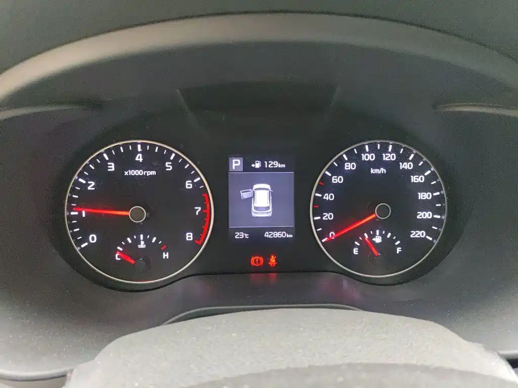Kia KX Cross — миниатюра 7