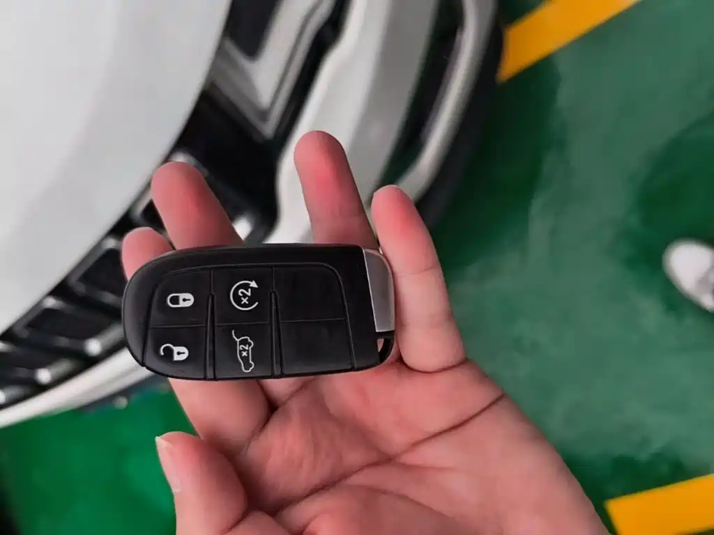 Jeep Compass — миниатюра 9