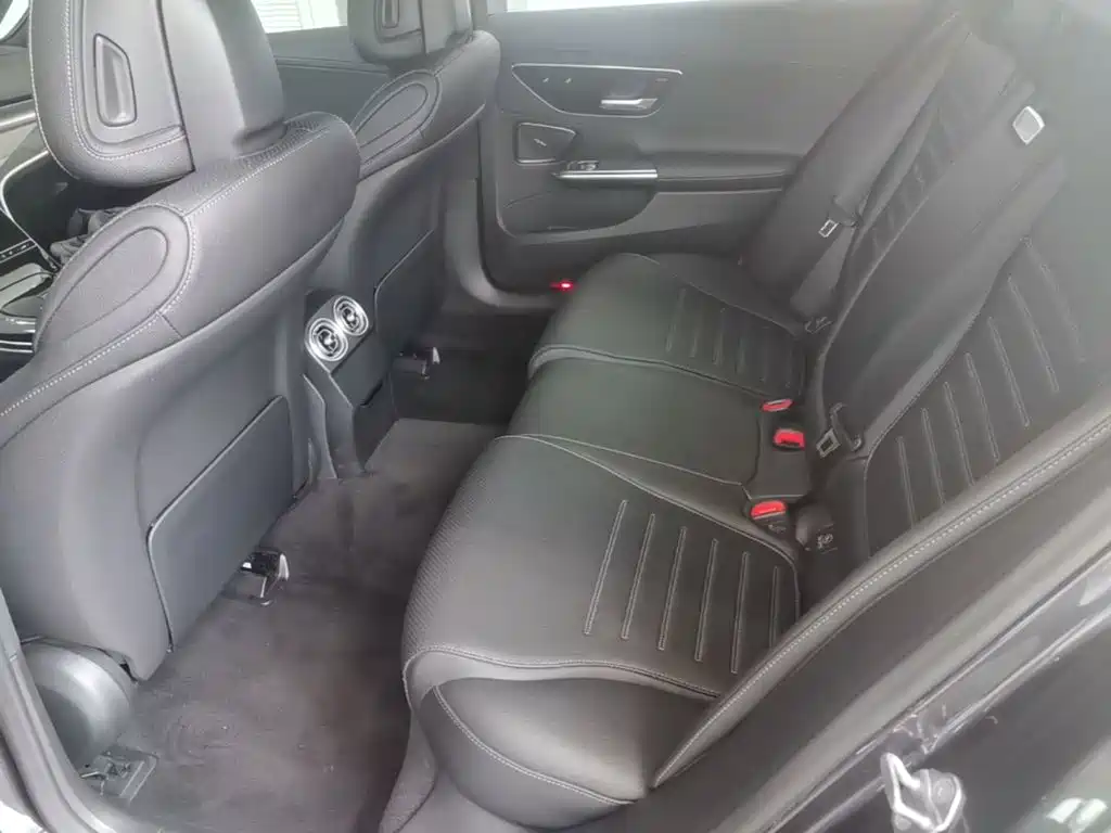 Mercedes-Benz C-Class — миниатюра 22