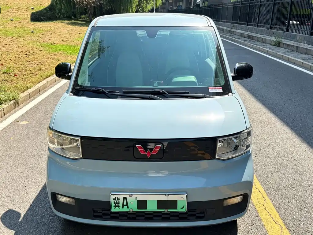 Wuling MINIEV — миниатюра 6