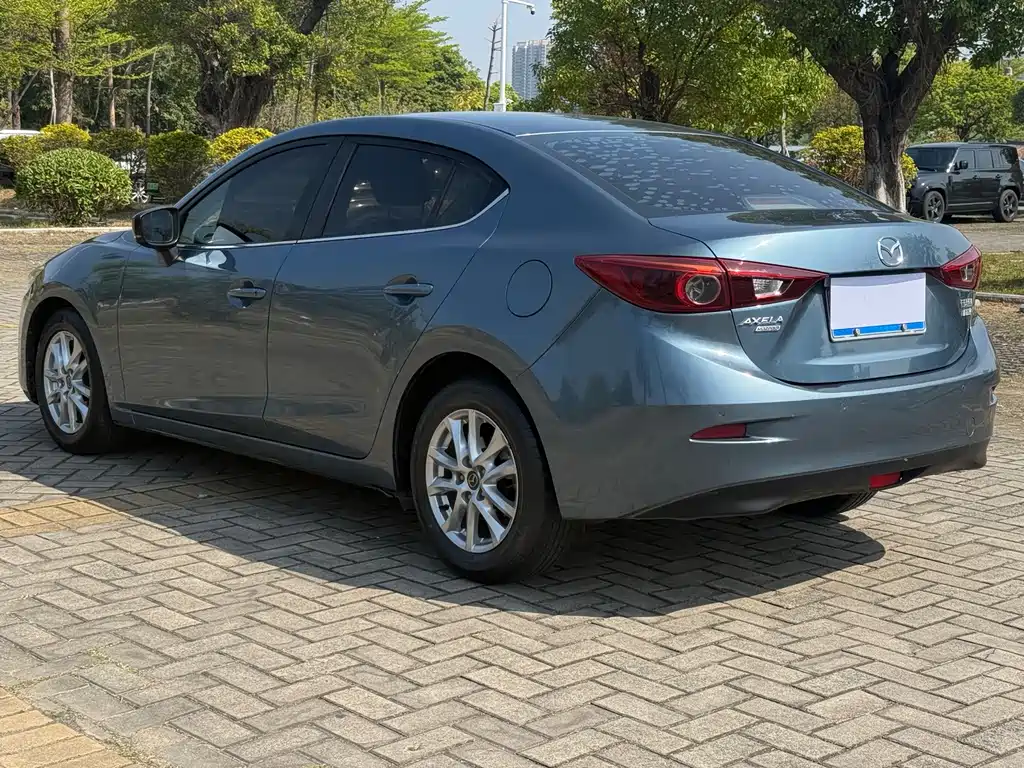 MAZDA 3 ANGKESAILA
