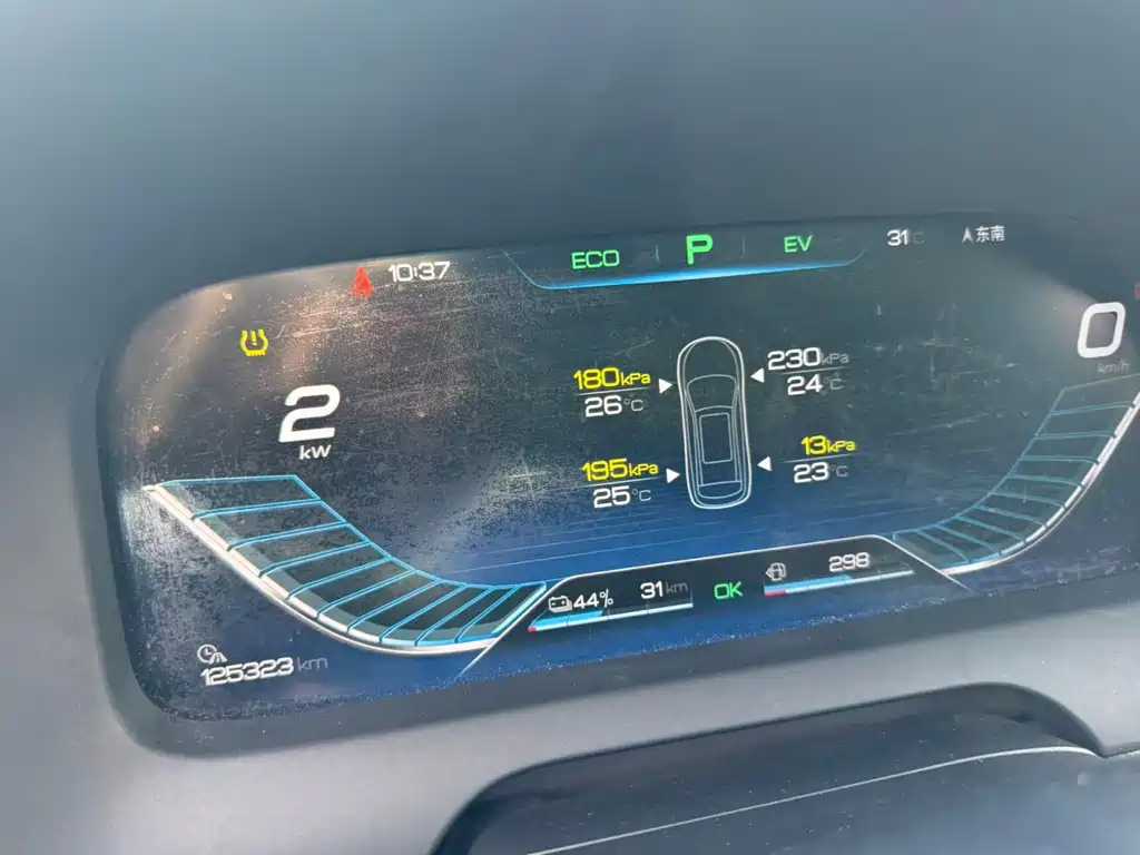 BYD Tang New Energy — миниатюра 7