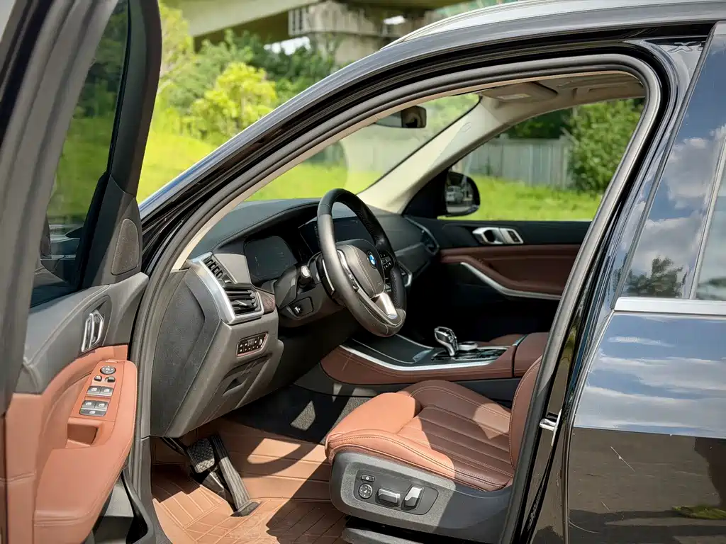 BMW X5 (Import) — миниатюра 8