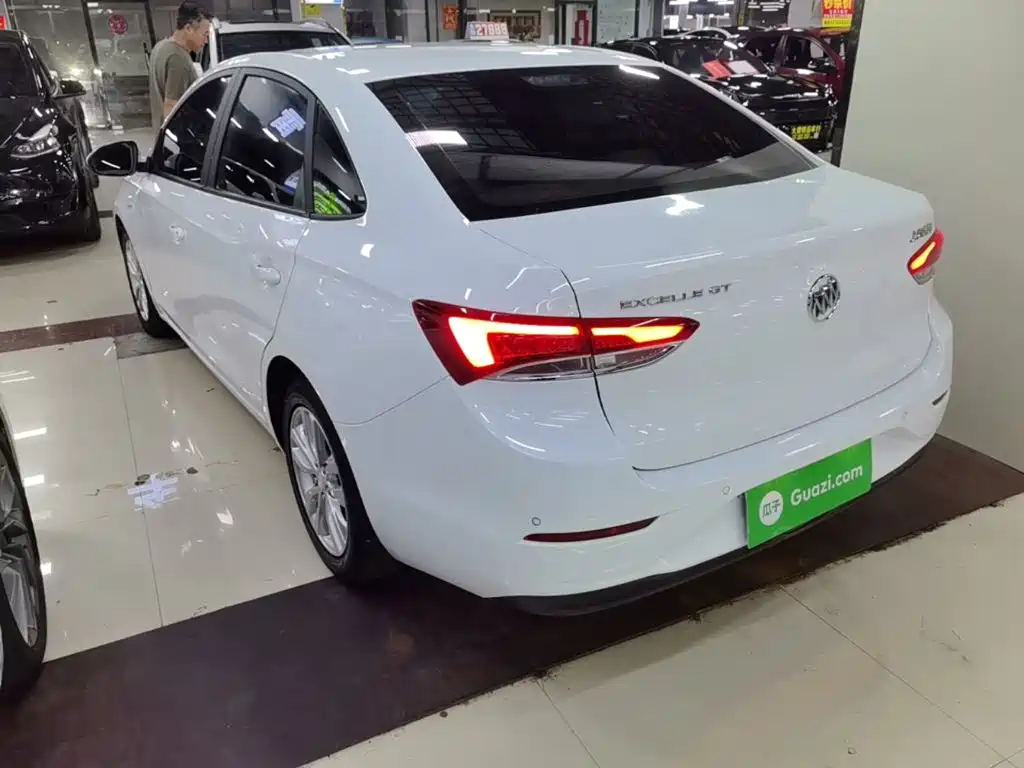 Buick Excelle — миниатюра 5