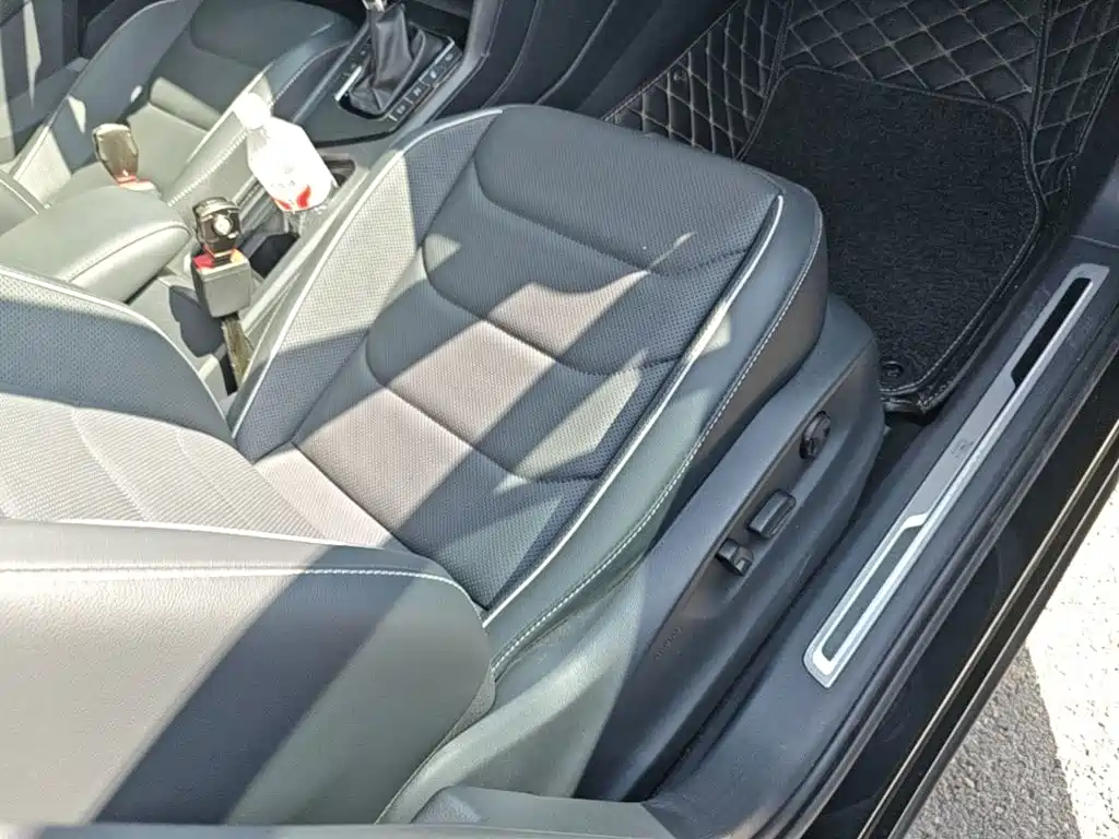 Volkswagen Tiguan L — миниатюра 25