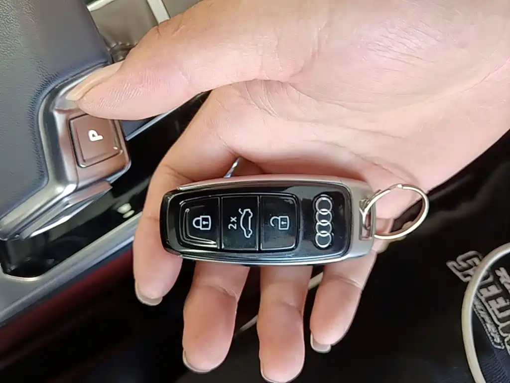 Audi A7L — миниатюра 9