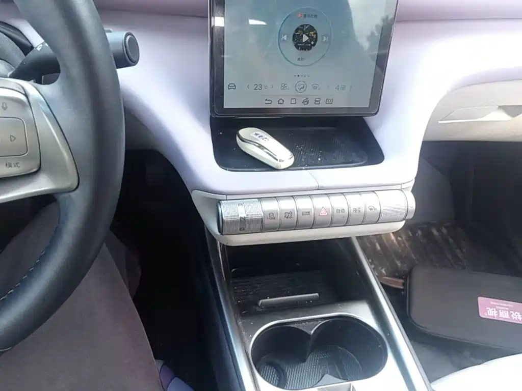 BYD Dolphin — миниатюра 14