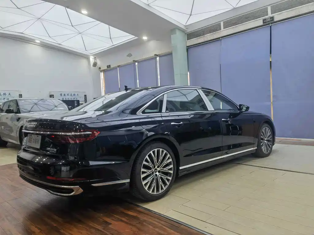 Audi A8 — миниатюра 15