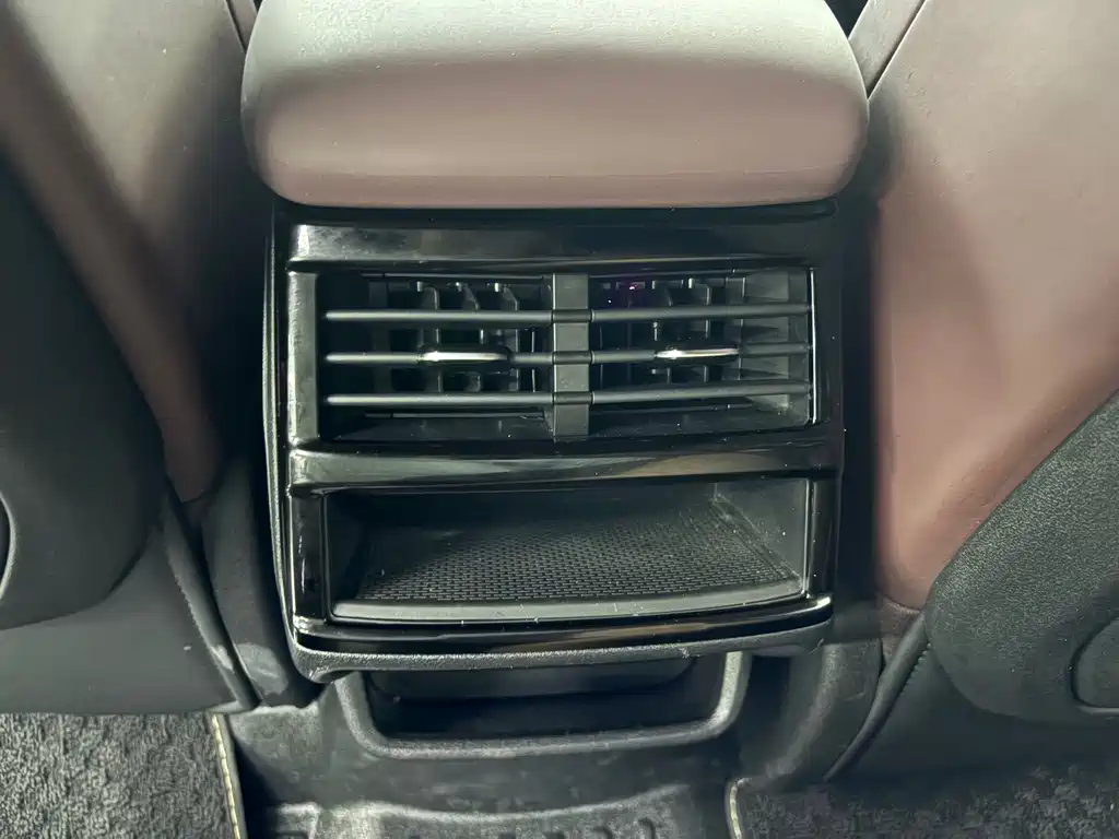 Geely Xingyue L — миниатюра 11