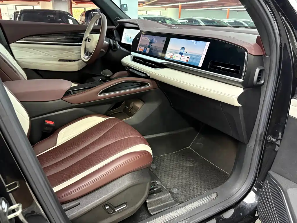 Geely Xingyue L — миниатюра 13