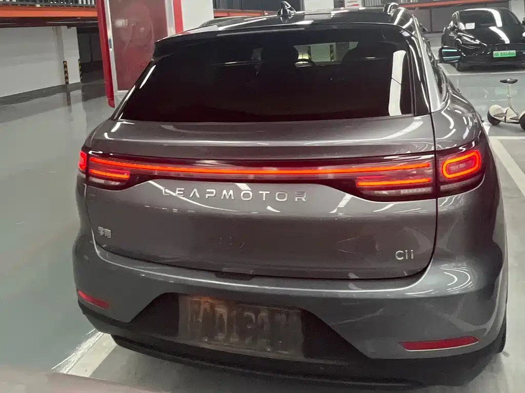 Leapmotor Leapmotor C11 — миниатюра 10