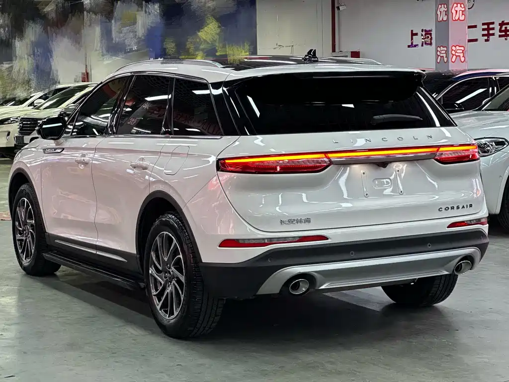Lincoln Corsair — миниатюра 6