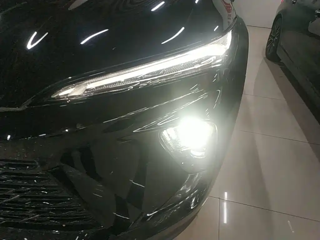 Buick Envision Plus — миниатюра 24