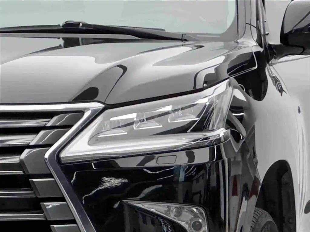Lexus LX — миниатюра 3