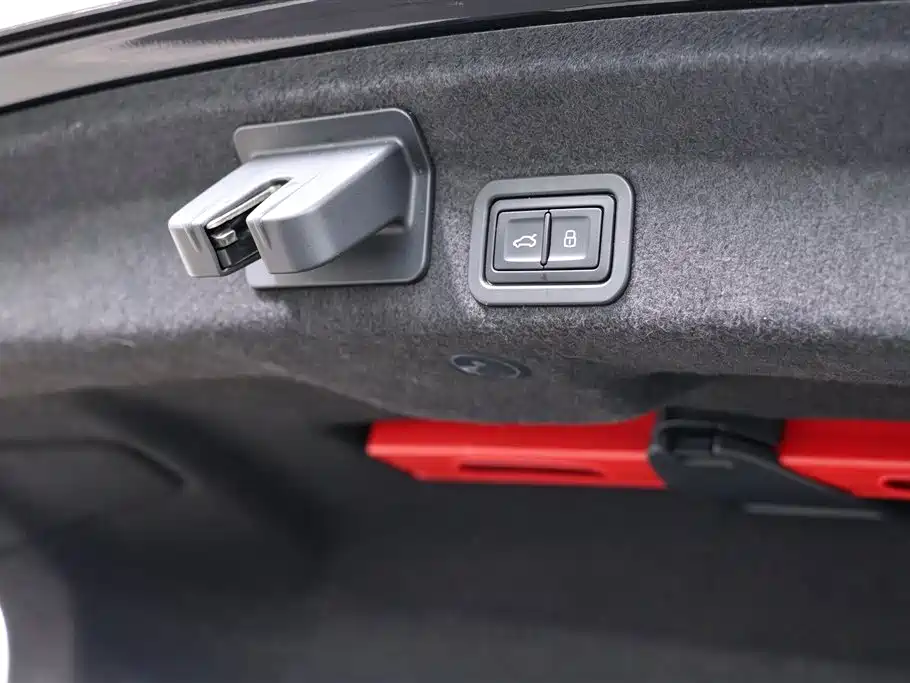Audi A6L — миниатюра 17