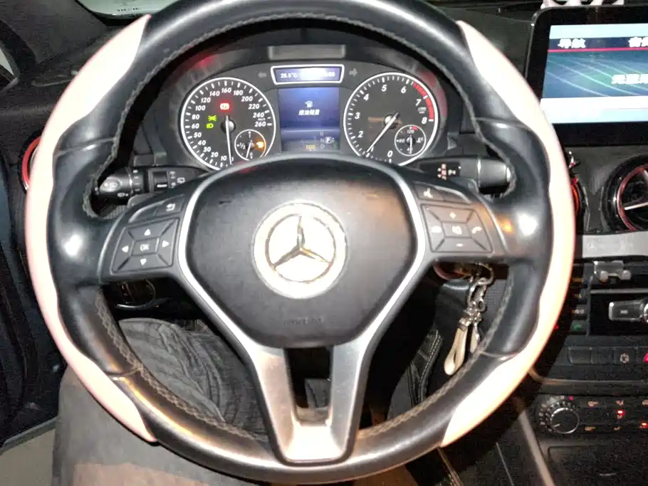 Mercedes-Benz A-Class (Import) — миниатюра 15