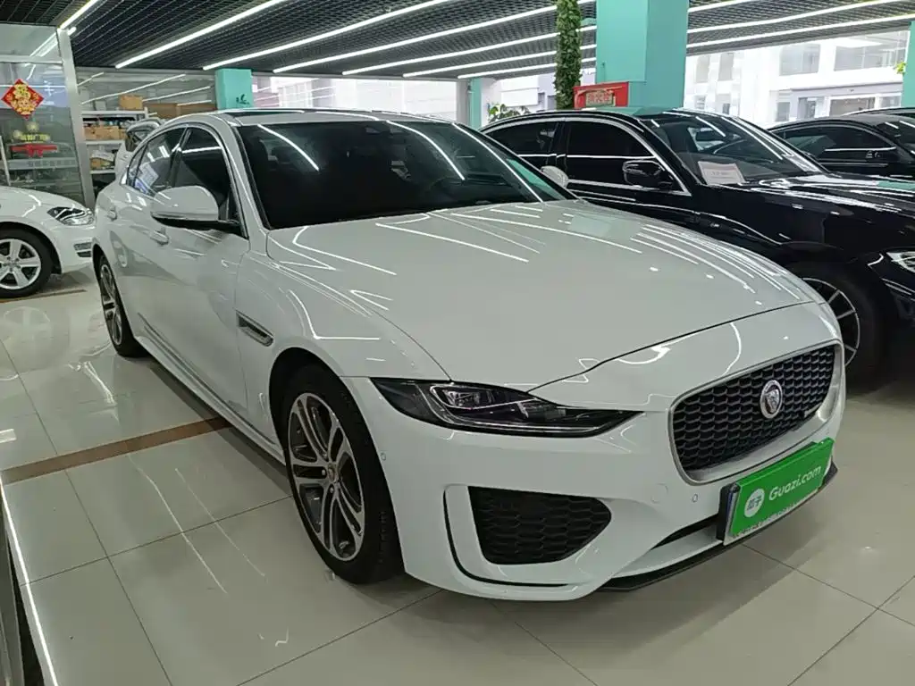Jaguar XEL — миниатюра 4