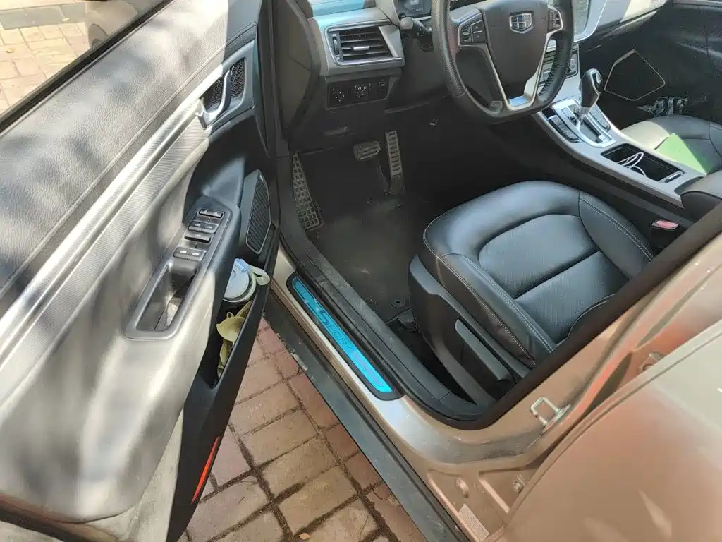 Geely Emgrand GS — миниатюра 17