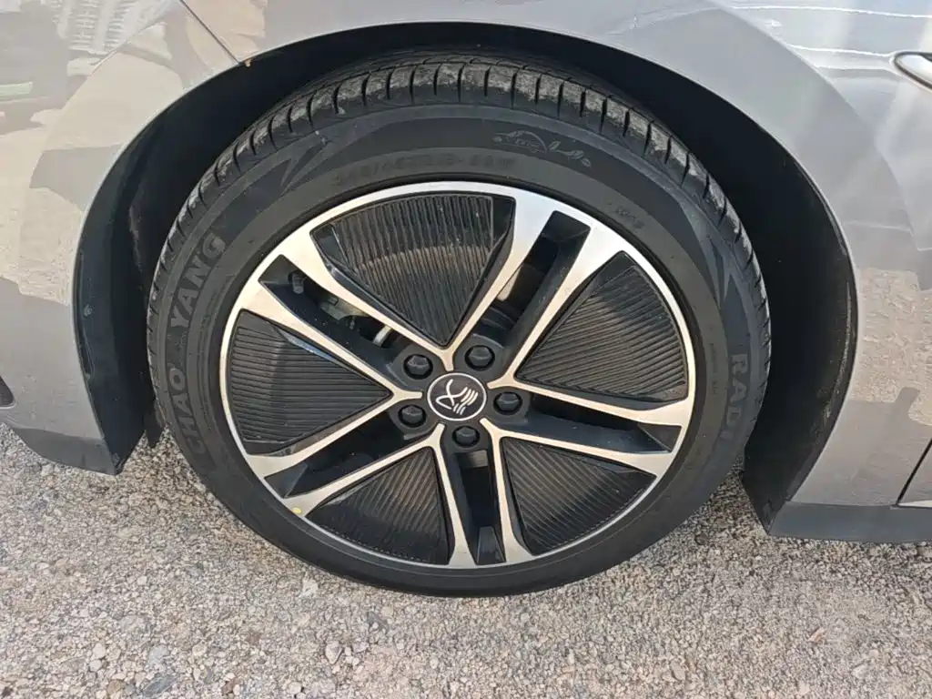 BYD Han — миниатюра 23