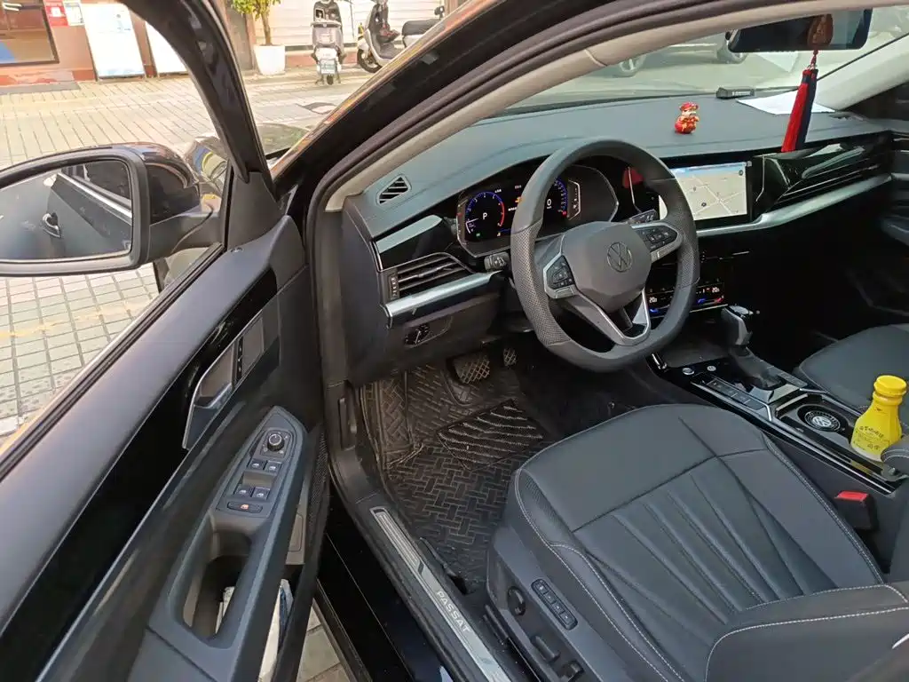 Volkswagen Passat — миниатюра 14