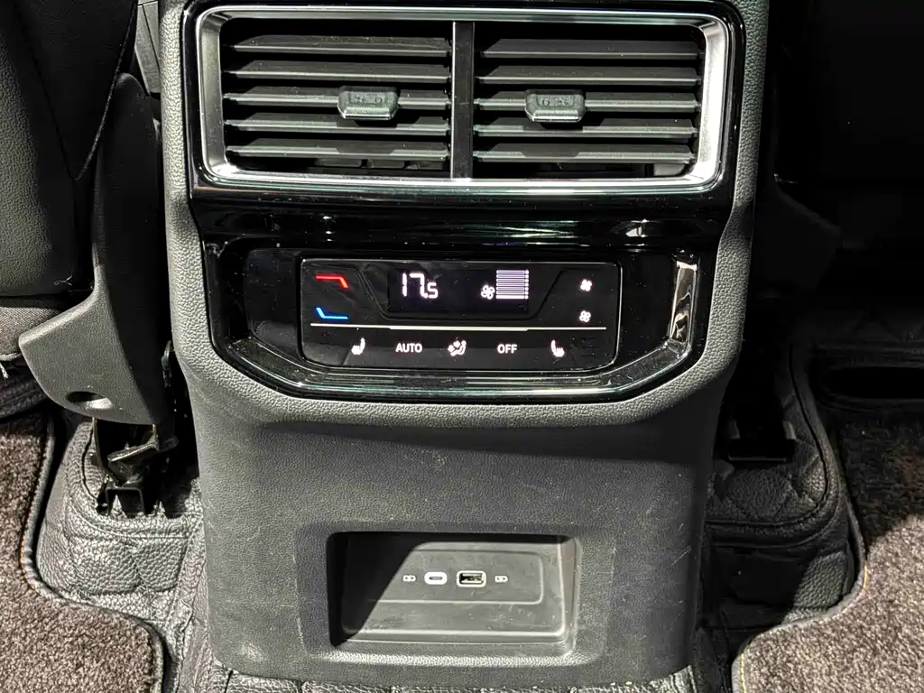 Volkswagen Teramont — миниатюра 34