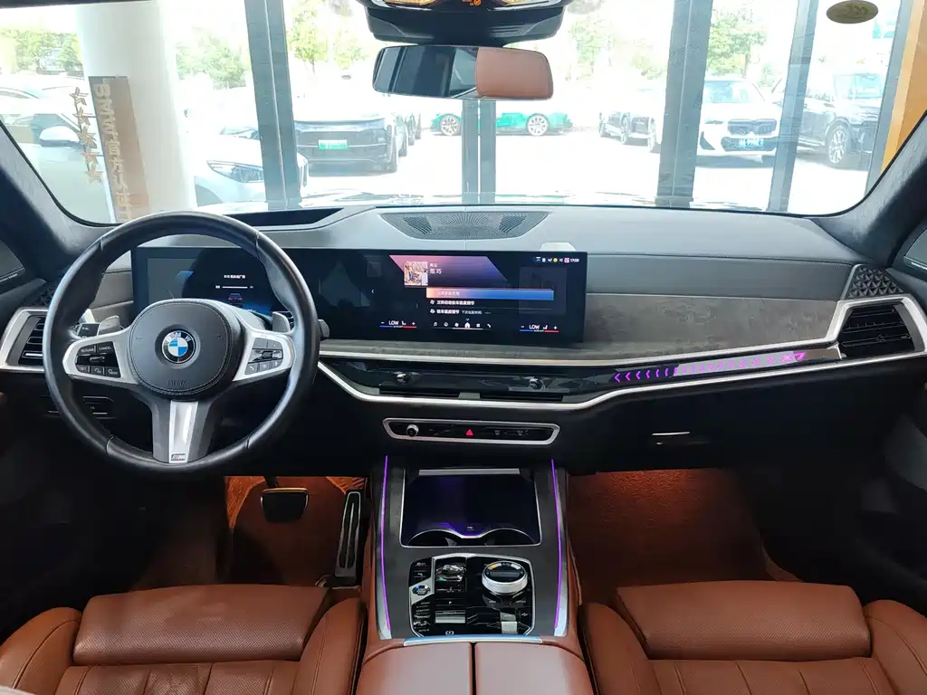 BMW X7 — миниатюра 9