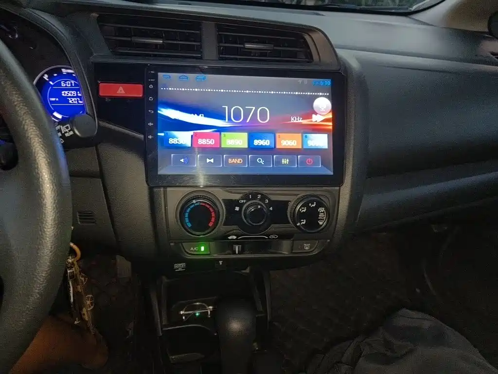Honda Fit — миниатюра 9