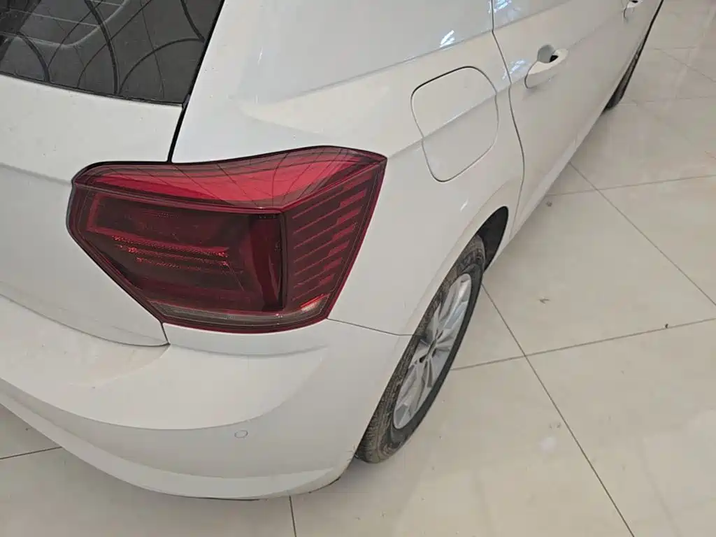 Volkswagen Polo — миниатюра 8