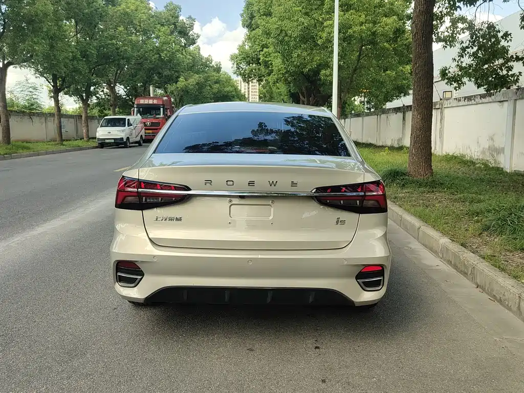 Roewe i5 — миниатюра 9