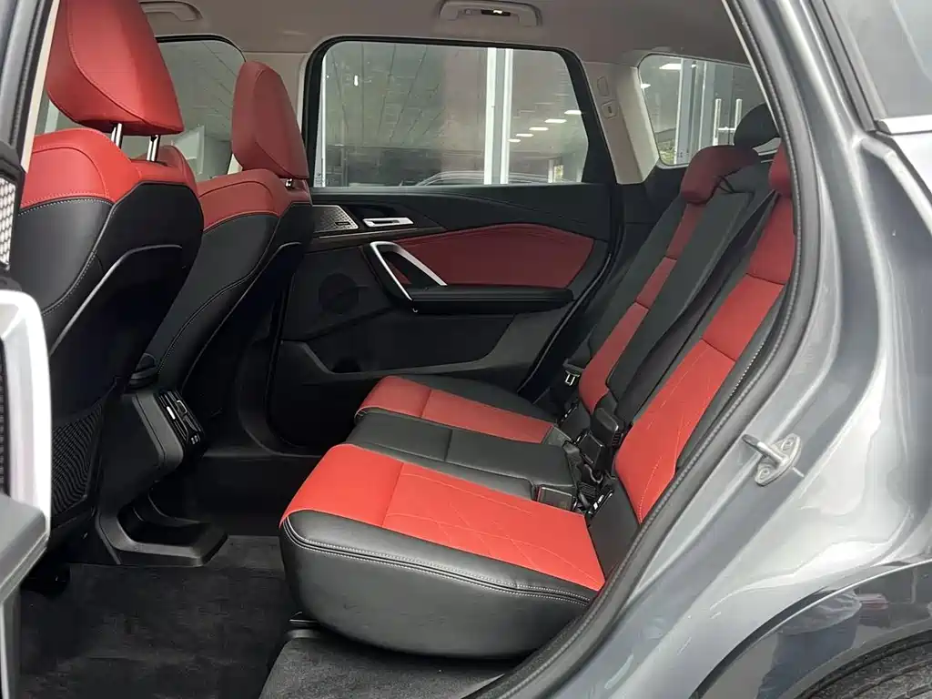 BMW X1 — миниатюра 11