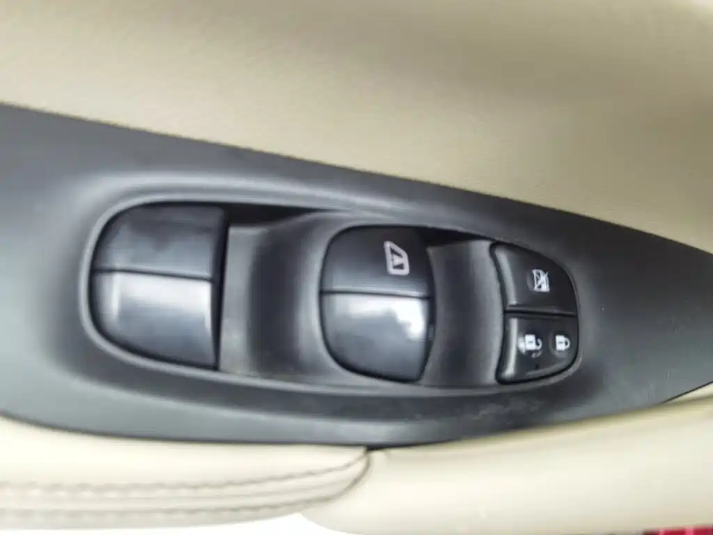 Nissan X-Trail — миниатюра 9