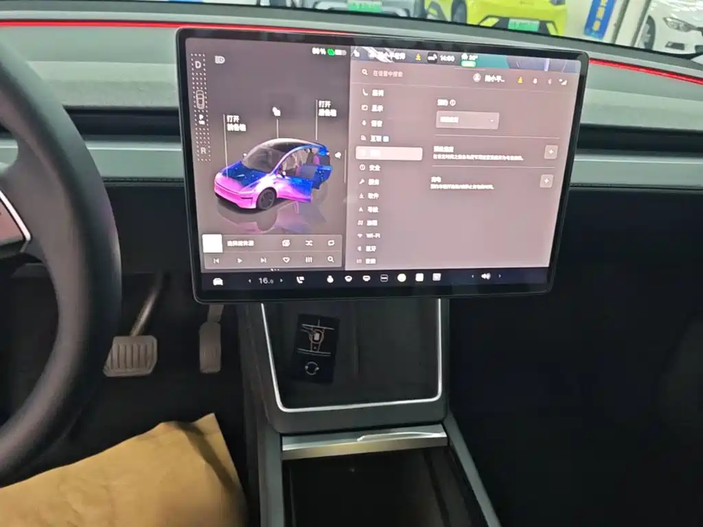 Tesla Model Y — миниатюра 13