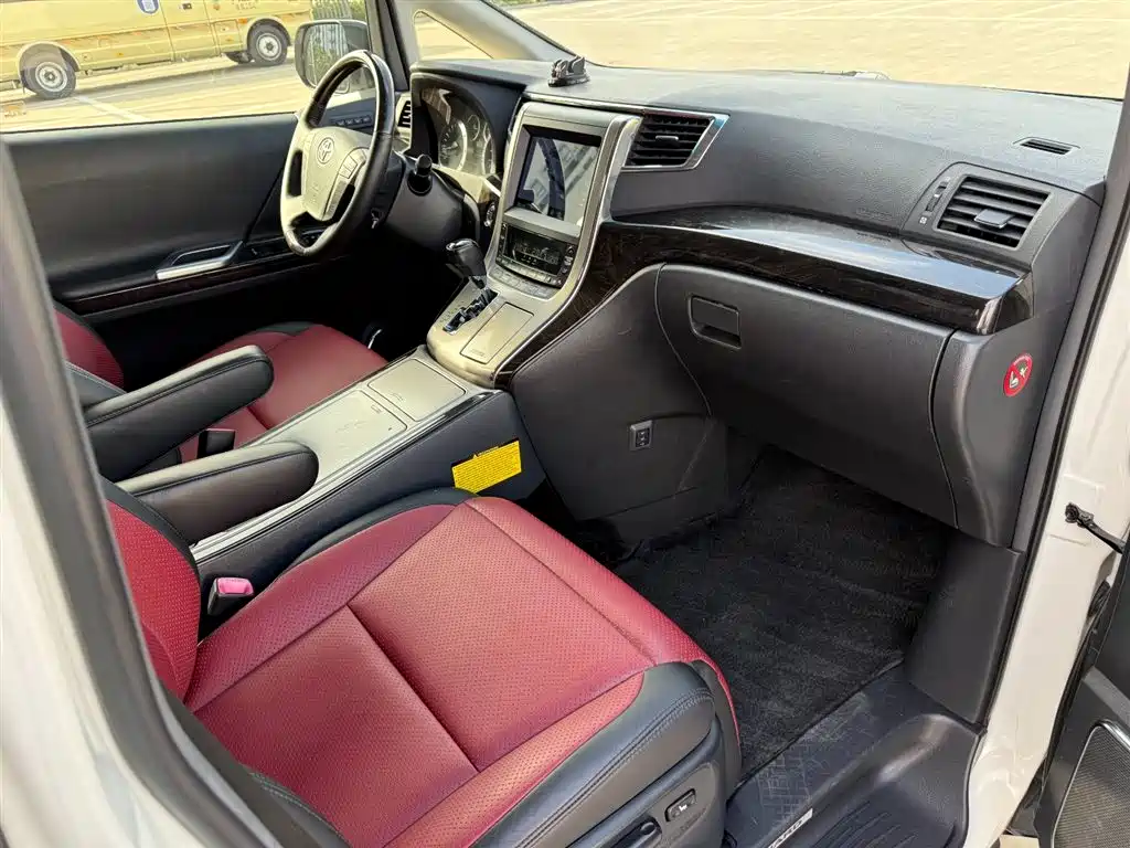 Toyota Alphard 2012 3.5L Luxury