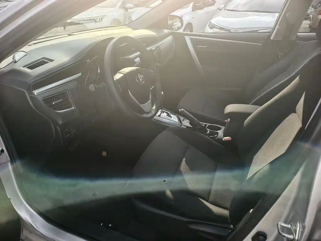 Toyota Corolla — миниатюра 7