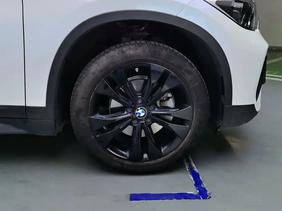 BMW X1 — миниатюра 6