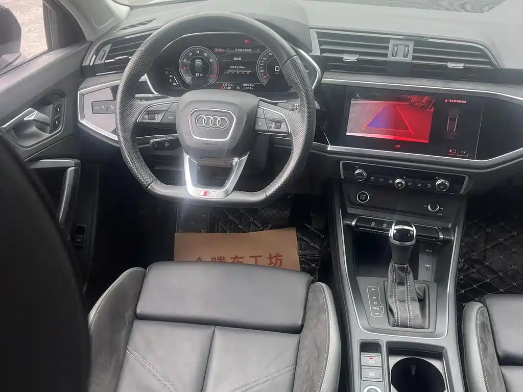 Audi Q3 Sportback — миниатюра 8