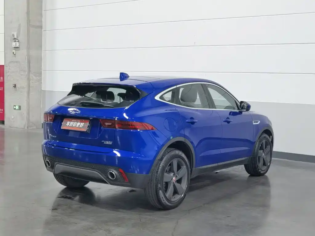 Jaguar E-PACE — миниатюра 2