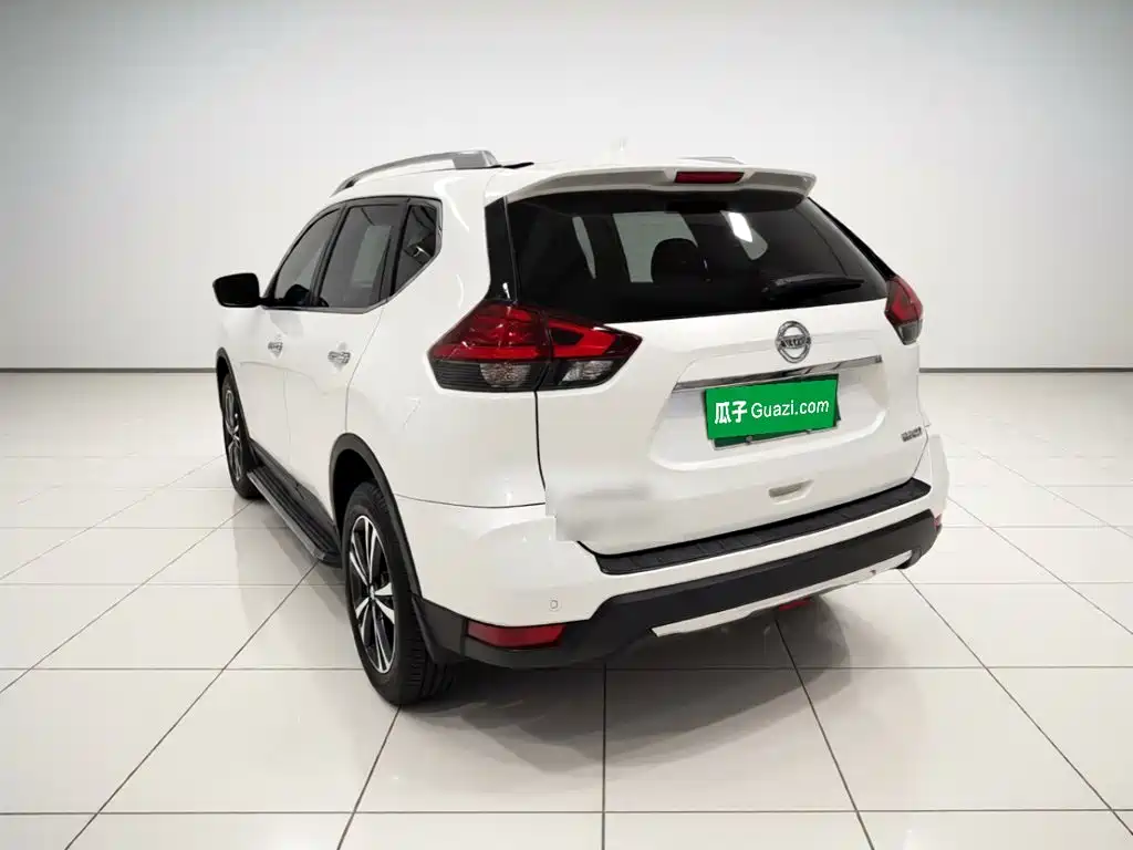 Nissan X-Trail — миниатюра 4