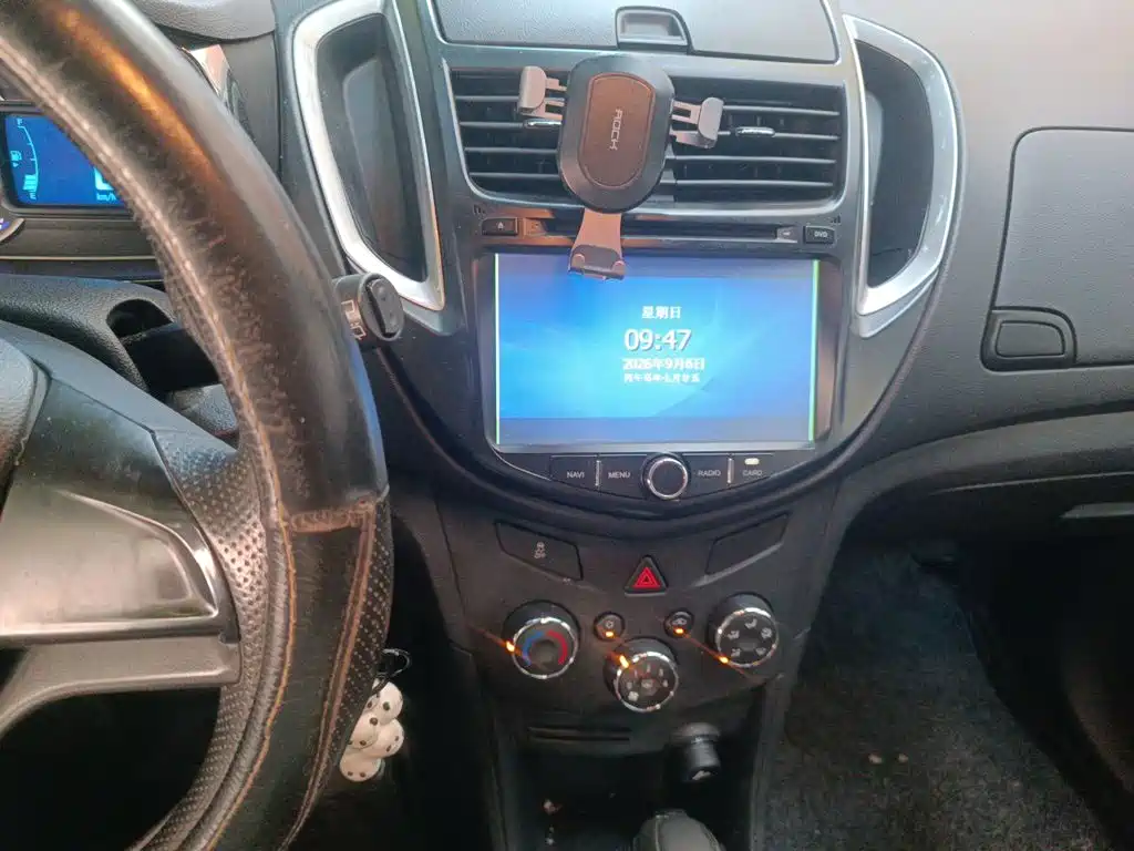 Chevrolet Trax — миниатюра 9