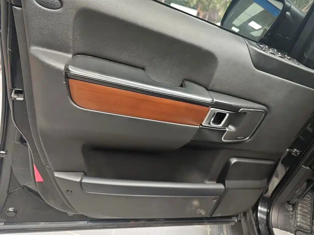Land Rover Range Rover — миниатюра 11