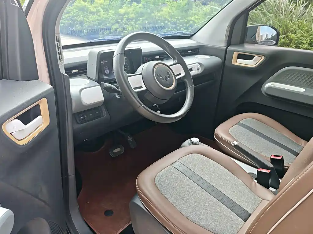 Wuling MINIEV — миниатюра 8