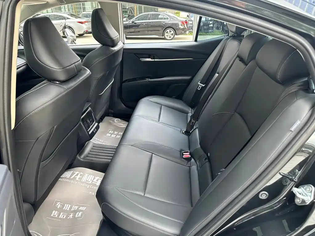 Toyota Camry 2026 2.0HSE Sport Lite