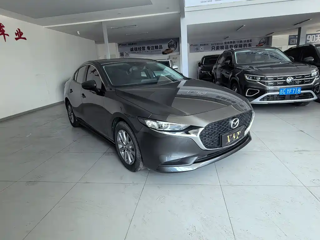 MAZDA 3 ANGKESAILA