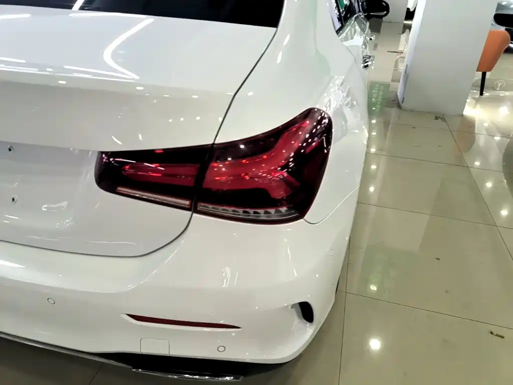 Mercedes-Benz A-Class — миниатюра 8