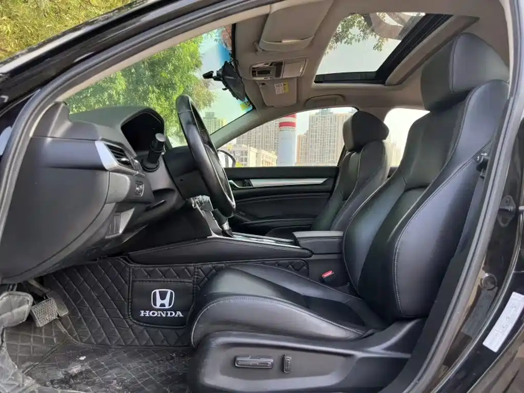 Honda Accord — миниатюра 15